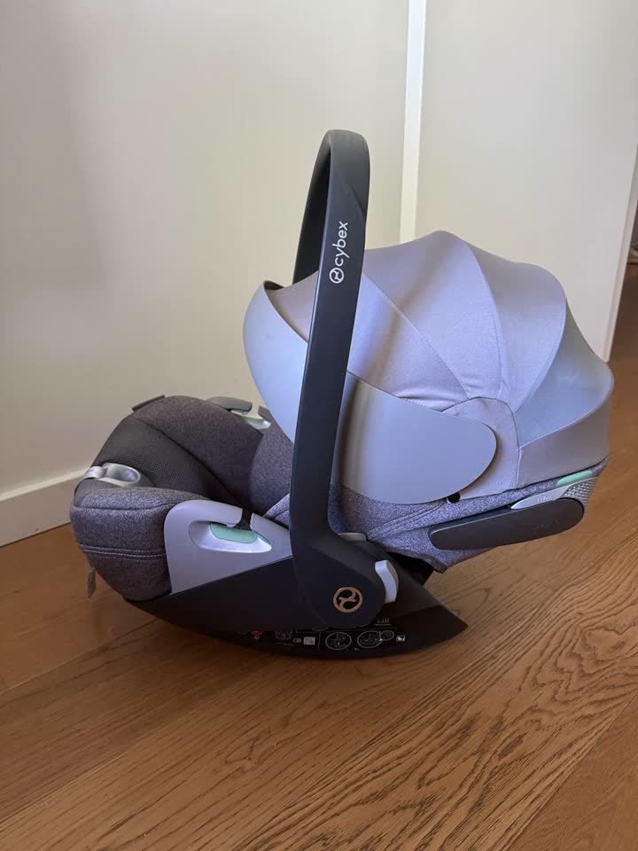 Auto-ljuljaška Cybex Cloud T i-Size