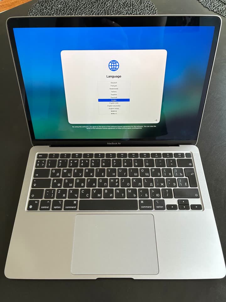 MacBook Air M1 16 GB / 256 GB