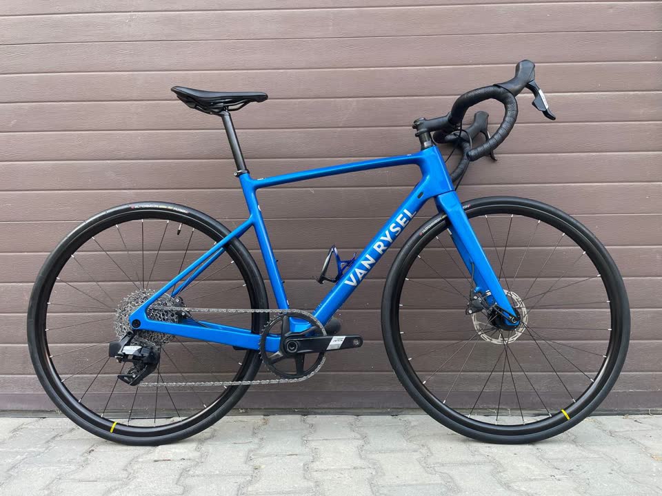 Prodaje se drumski bicikl Van Rysel NCR Sram Apex AXS 1x12