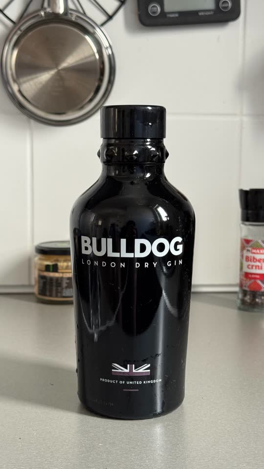 Bulldog dry gin