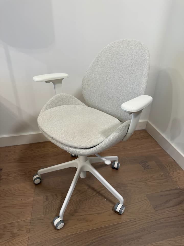 Fotelja IKEA HATTEFJÄLL