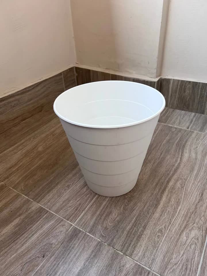 Ведро IKEA белое