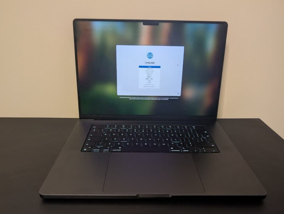MacBook Pro 16" M3 Pro