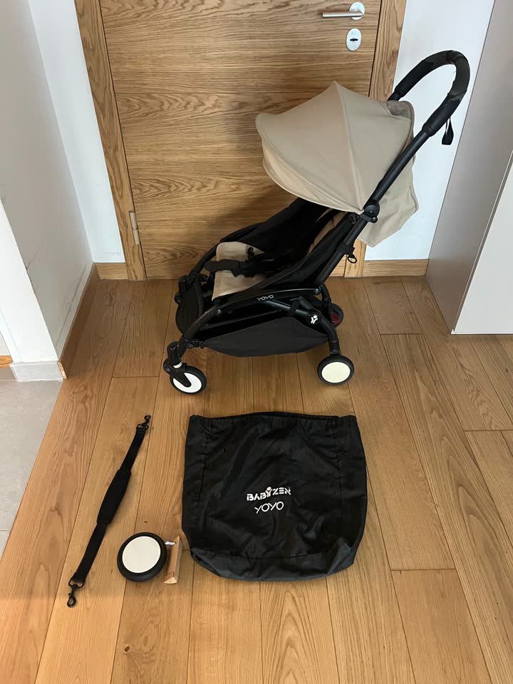 Dečija kolica BabyZen YOYO 2, original. Kupljena su nova pre 3 godine. Spremna za korišćenje