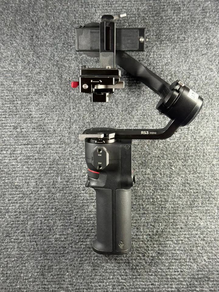 DJI RS 3 Mini — на запчасти / под ремонт