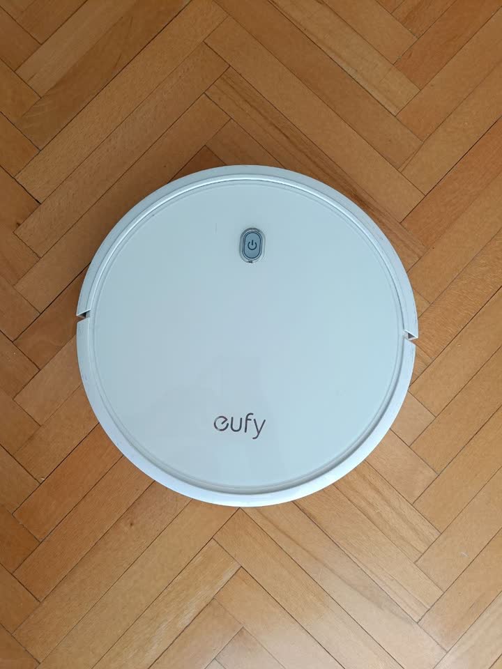 Робот-пылесос EUFY RoboVac 11s