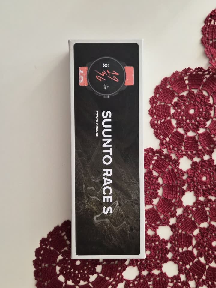 Prodajem sat Suunto Race S