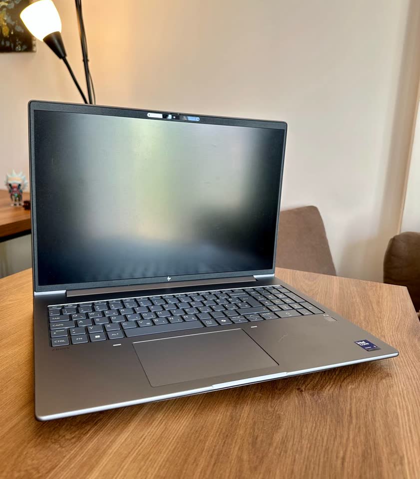 Prodaje se laptop HP ZBook X G1i (16 inch)