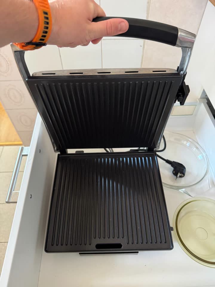 Električni gril