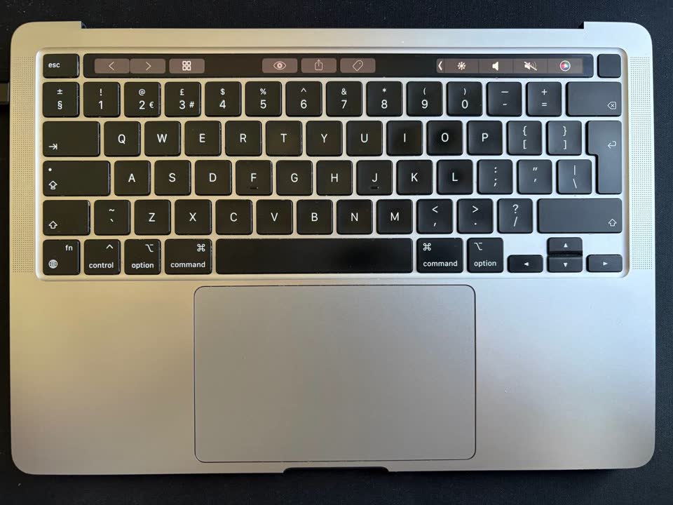 MacBook Pro M1 / 8 GB
