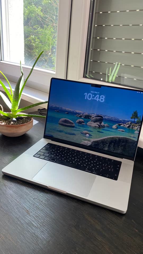 MacBook Pro 16-inch (2023)