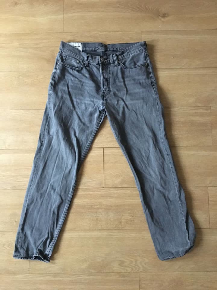 Sive muške farmerke H&M 34/32 Straight Fit