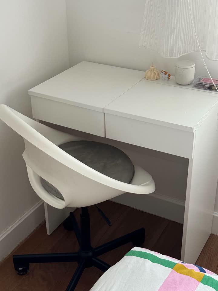 IKEA toaletni stočić