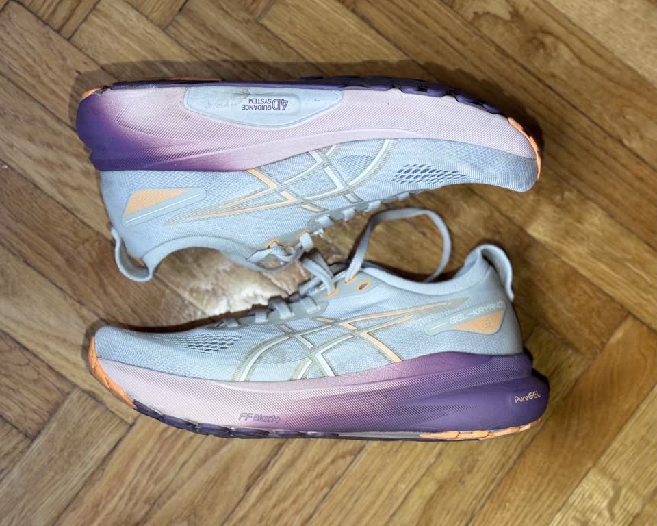Prodajem patike Asics Gel Kayano 31