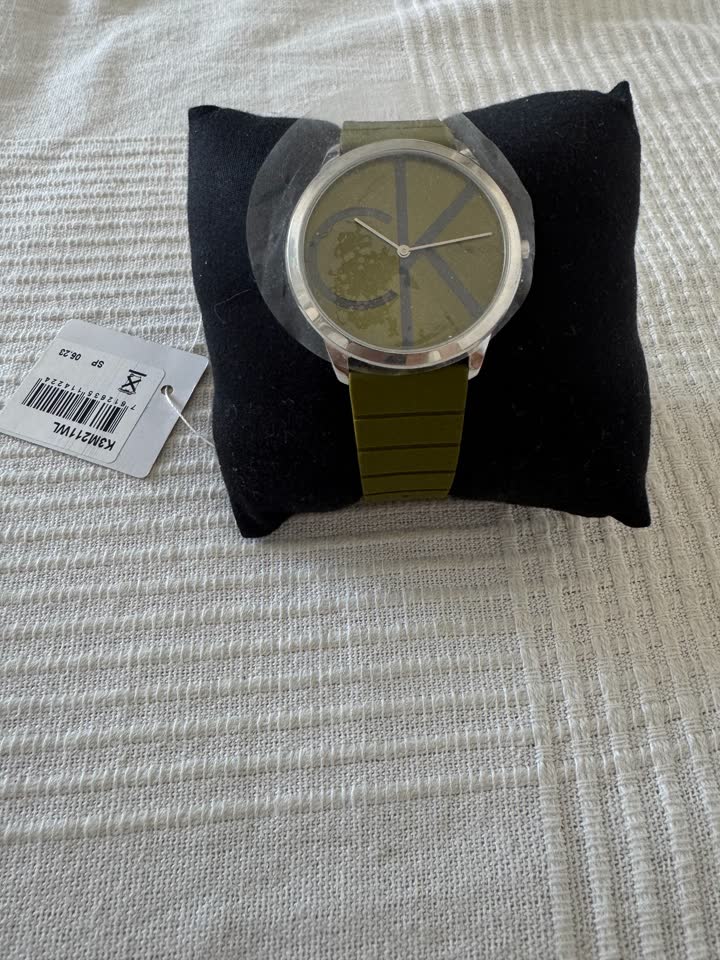 Продаю абсолютно новые оригинальные наручные часы Calvin Klein из коллекции Minimal.