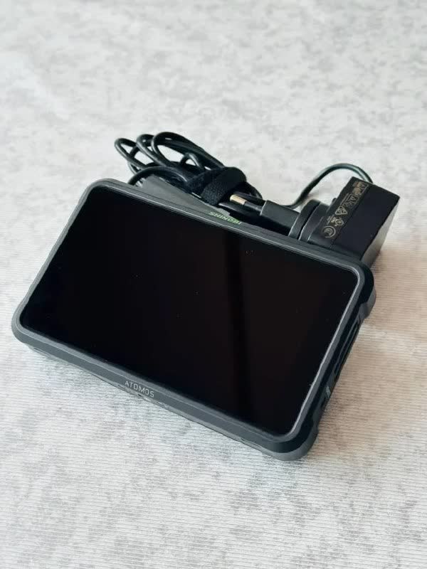 1. Монитор Atomos Shinobi 5″ Gen 1.