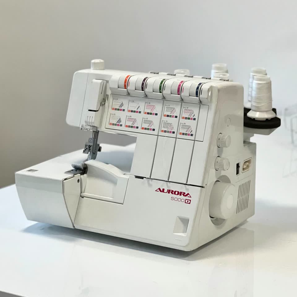 Koverlok Aurora 5000D