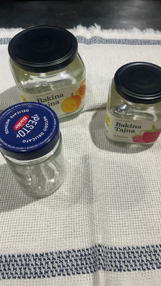 Poklanjam besplatno tegle sa poklopcima Bakina Tajna