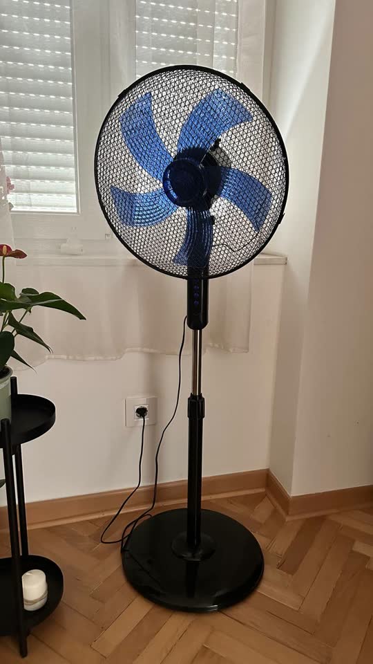 Prodajem ventilator