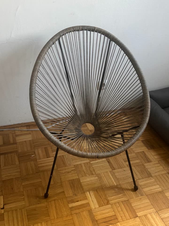 Продам два стула из JYSK