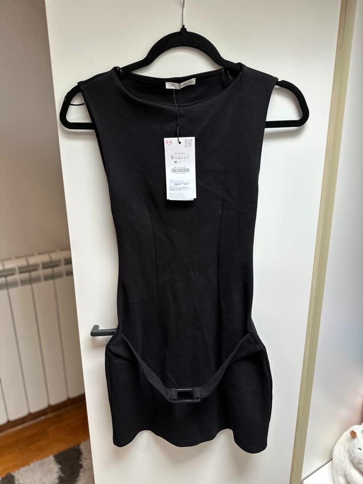 Zara haljina sa etiketom