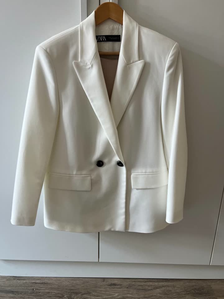 Kostim Zara