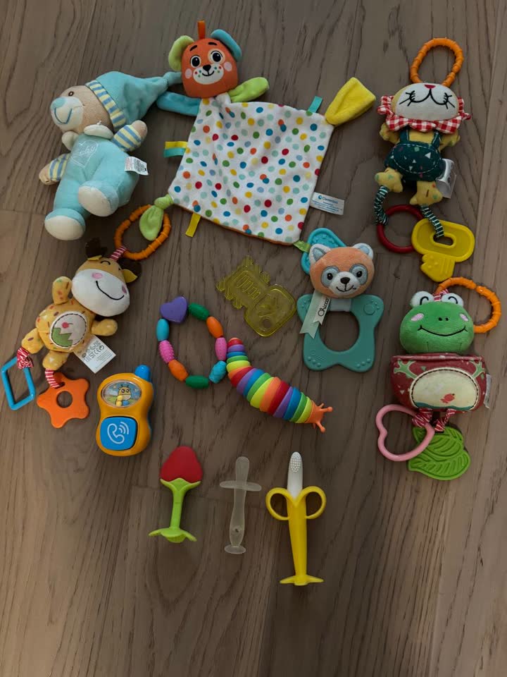 Пакет игрушек и грызунков