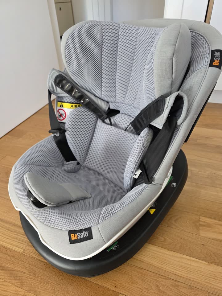 Продам автокресло Besafe izi modular ax1 i-size с базой isofix