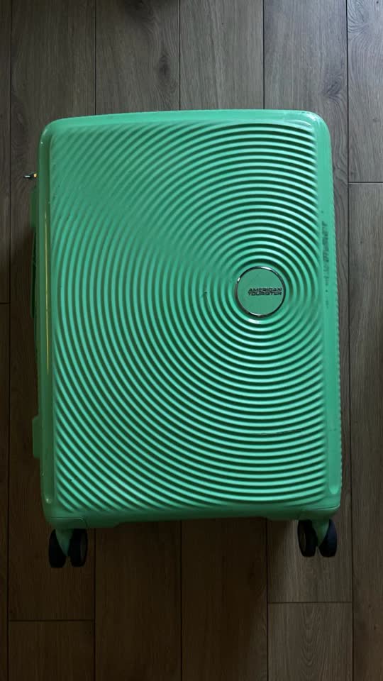 Kofer AMERICAN TOURISTER SOUNDBOX SPINNER veličine M
