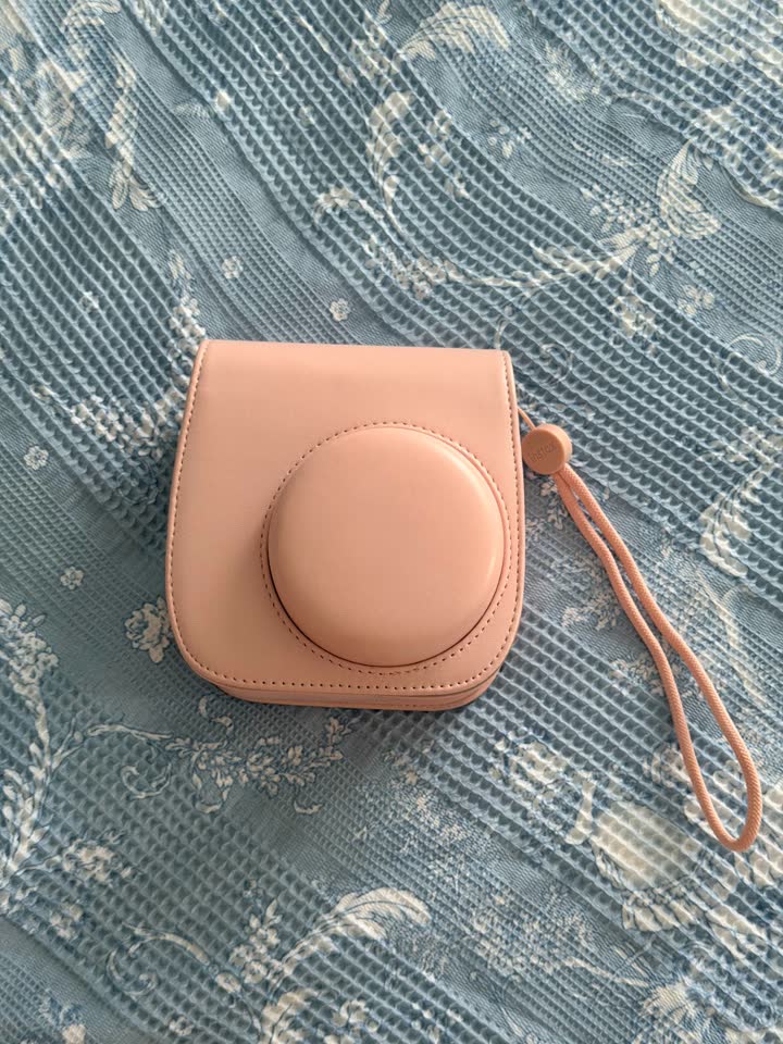 Продам instax mini 11 📷