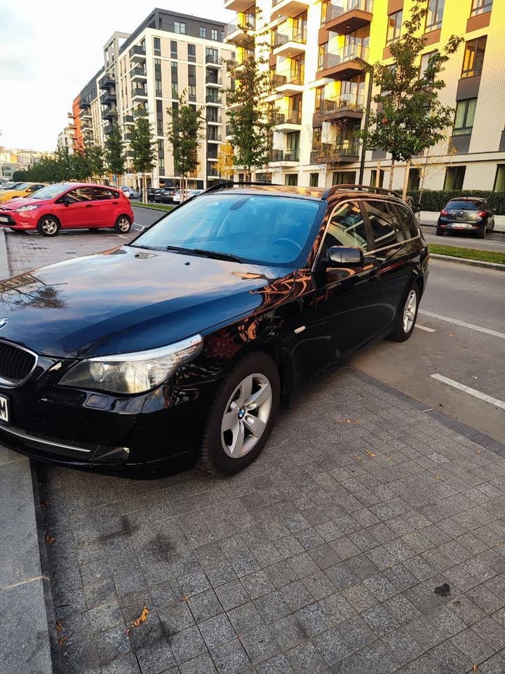 BMW 520 E61