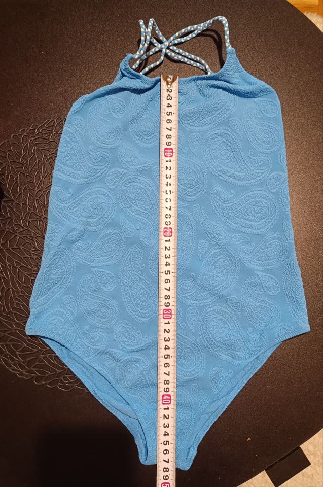 Poklanjam Calzedonia kupaći kostim za devojčicu