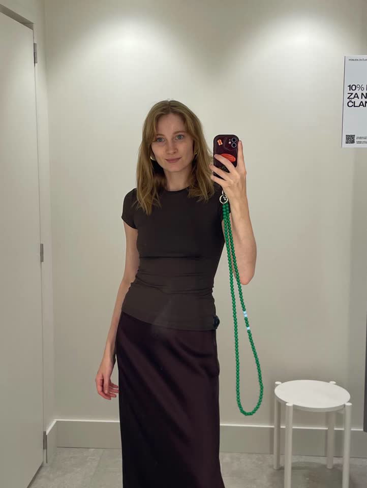 Majica типа SKIMS, ali iz H&M