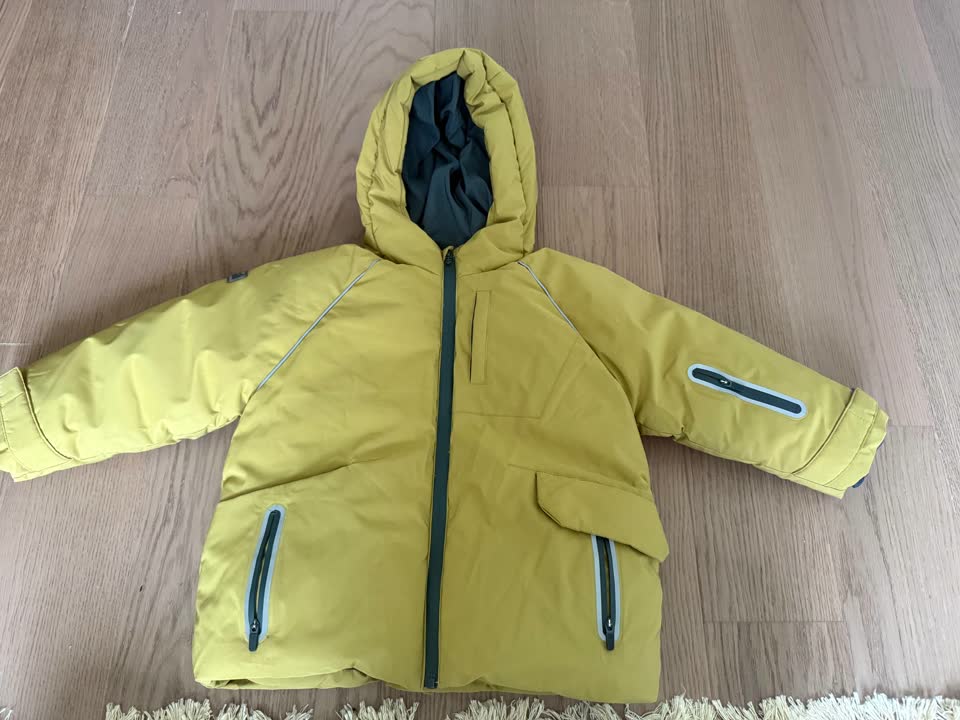 Zara пуховик, размер 104, 2000 RSD