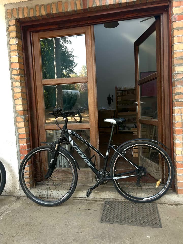 Prodajem ženski bicikl Polar Forester 28"