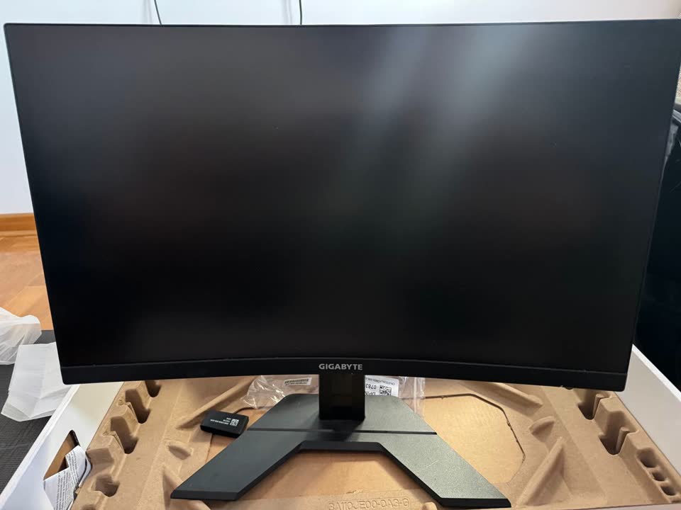 Монитор Gigabyte G27QC