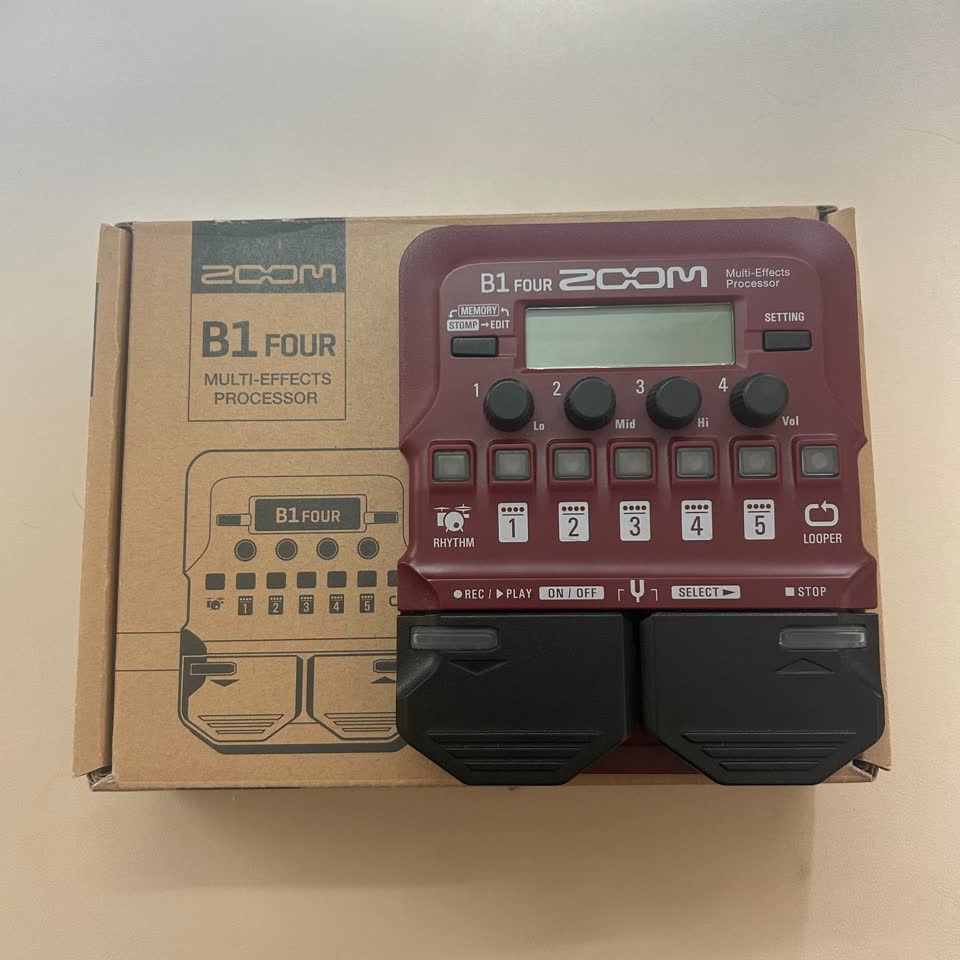 Zoom B1 FOUR - bas procesor