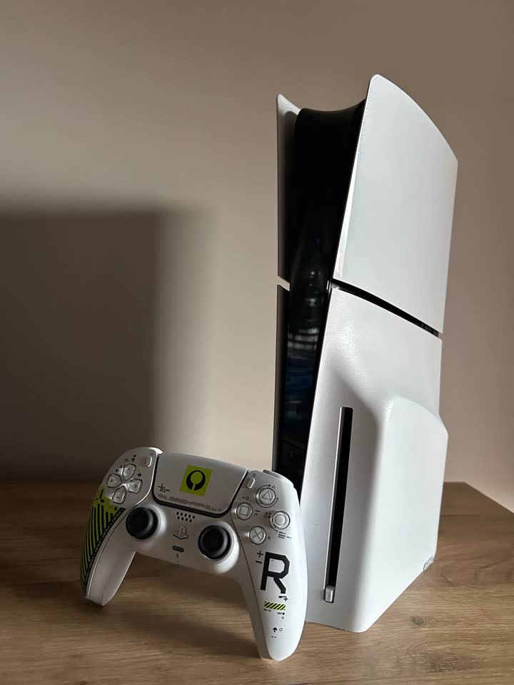 PlayStation 5 Slim с дисководом