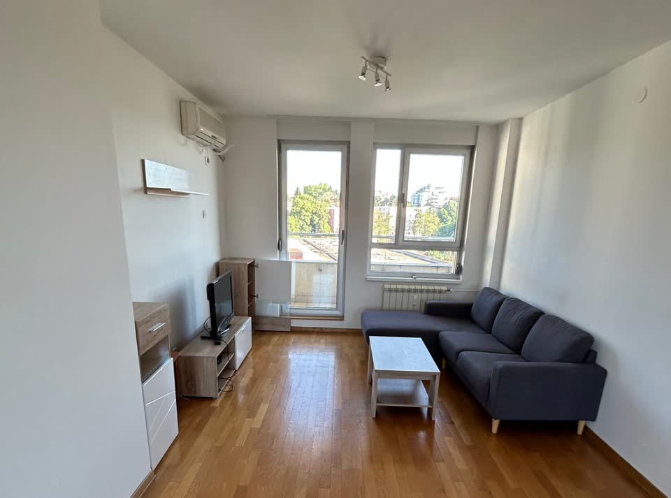 Сдам квартиру в Белграде, Звездара, Конярник, 107 м²