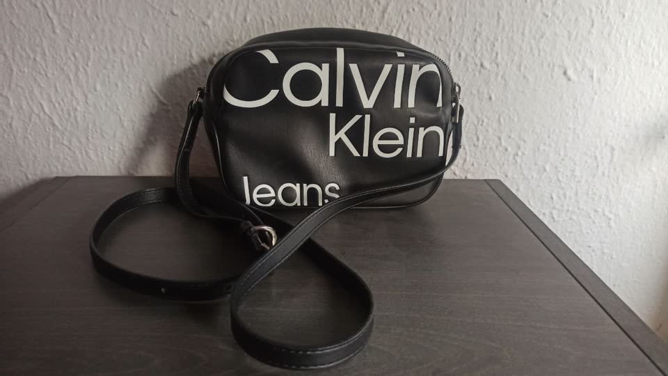 Torba Calvin Klein Jeans, idealno stanje