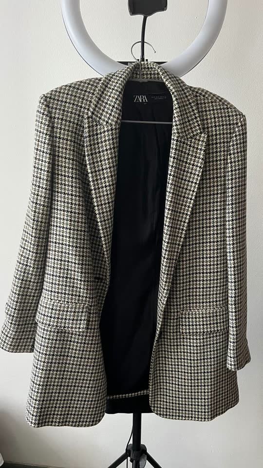 Удлиненный пиджак Zara