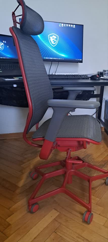 Компьютерное кресло STYRSPEL икеевское