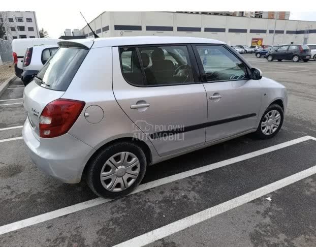 https://www.kupujemprodajem.com/automobili/skoda/skoda-fabia/oglas/191190021