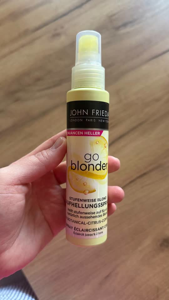 Осветляющий спрей для волос John Frieda