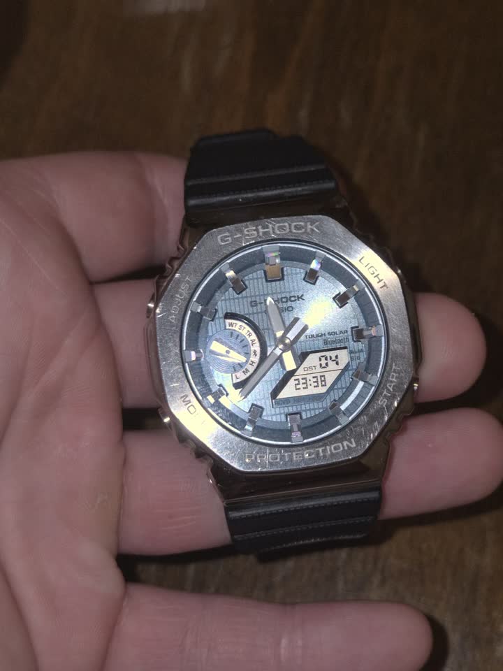 Продам Casio G-Shock 2100A синего цвета