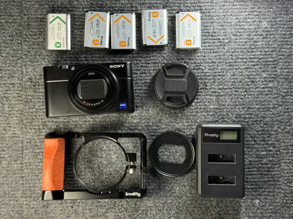 Rasprodaja foto/video opreme u Beogradu