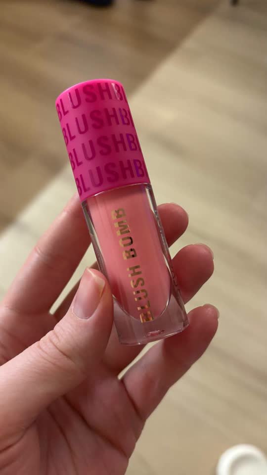 Rumenilo Revolution Blush Bomb