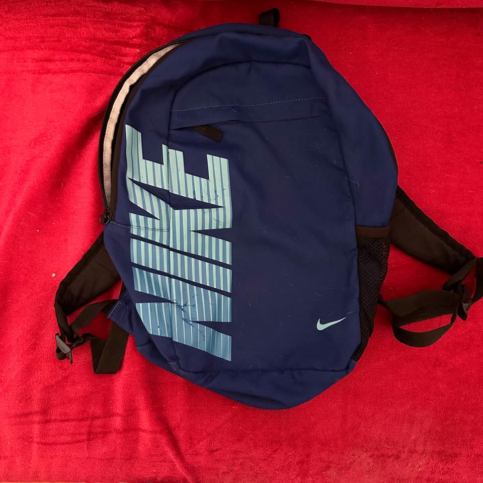 Доска маркерная магнитная и рюкзак Nike