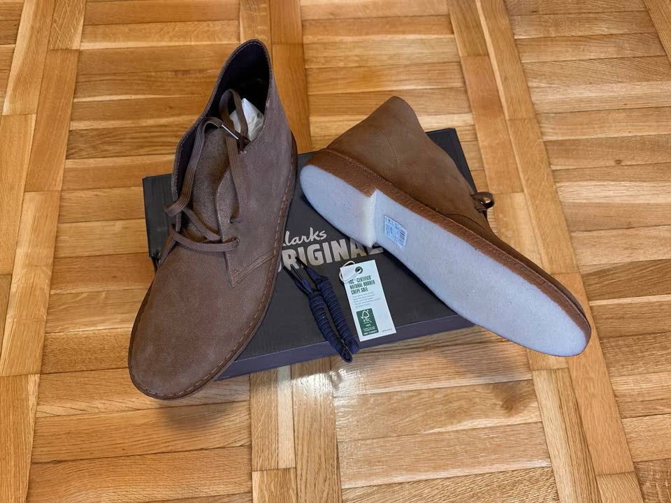 Clarks Desert Boots Cola Suede