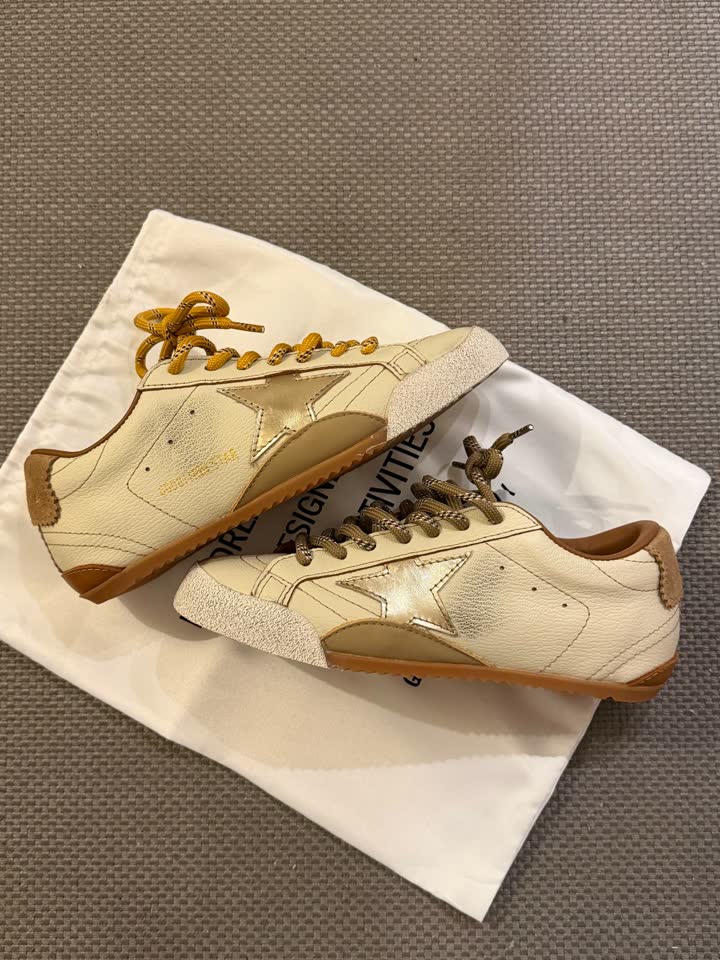 Golden Goose True Star